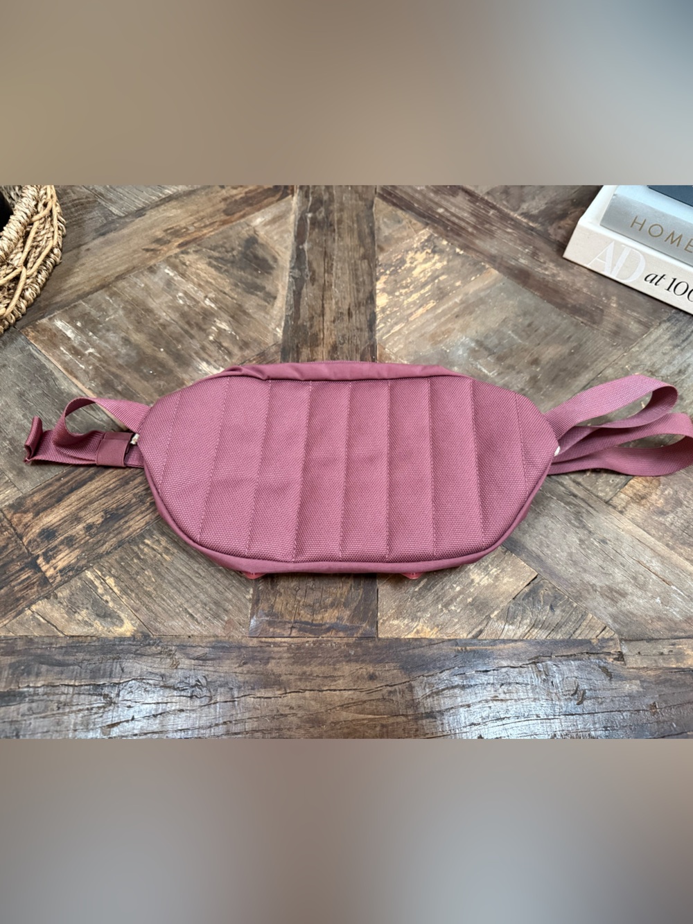 The North Face Maroon Crossbody Belt Bag Padded with Front Zipper Pocket NWOT - Picture 2 of 6